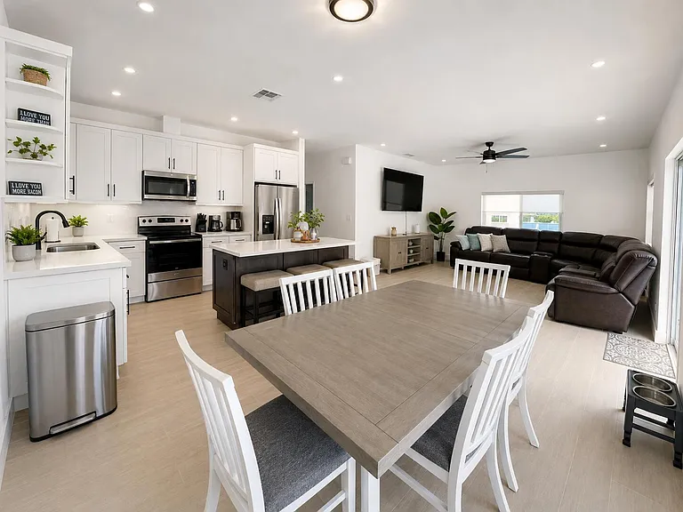 241 Hispanola Rd — Photo 3