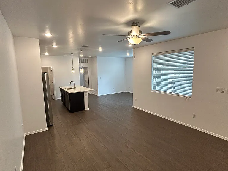 3701 Central Ave — Photo 4
