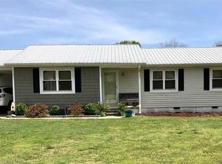 25 Fieldview Dr, Oneonta, AL 35121