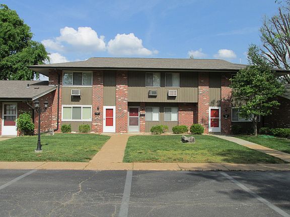 2nd image of 9176 Villaridge Ct