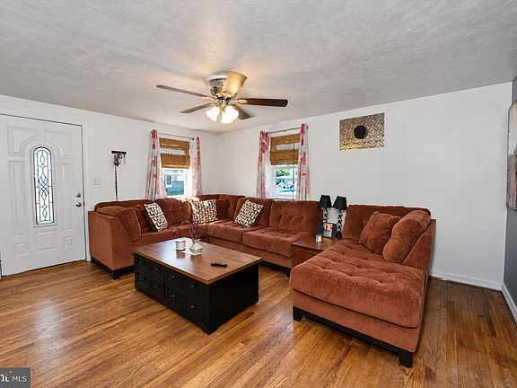 5th image of 163 State St