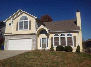 109 NE Eastwood Dr, Blue Springs, MO 64014