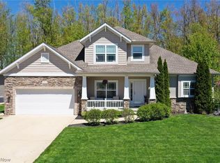 38751 Edward Walsh Dr, Willoughby, OH 44094