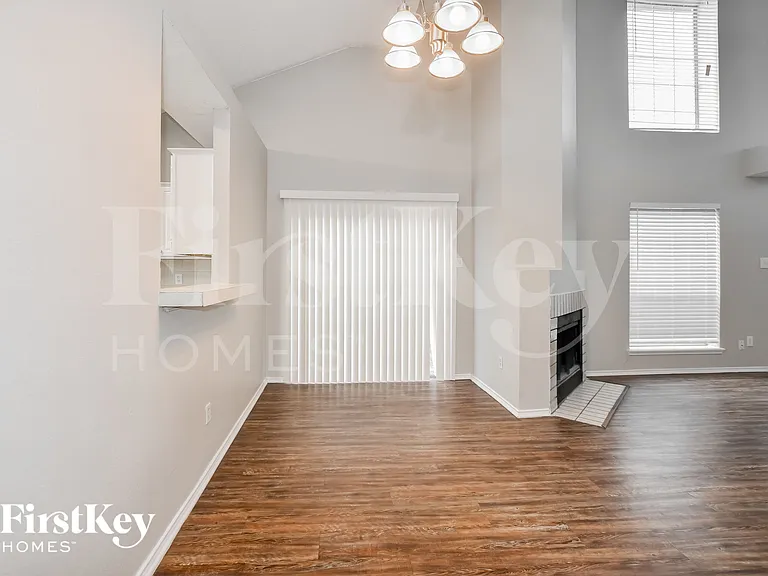 5116 Wedgewood Dr — Photo 6