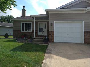 101 Calvin Ave, Springfield, IL 62704