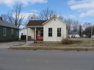 603 5th St, Carmi, IL 62821