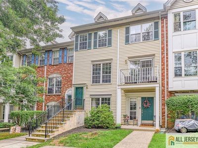 136 Sapphire Ln #536, Franklin Park, NJ, 08823