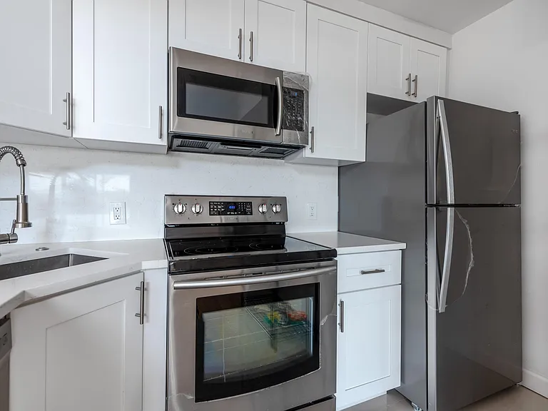 629 Sea Pine Way #D3 — Photo 9