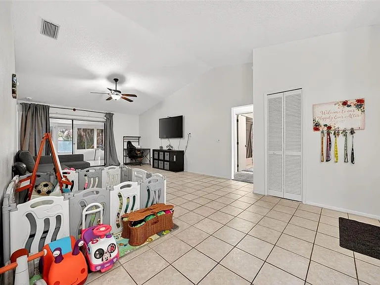 5107 Deer Creek Dr — Photo 14