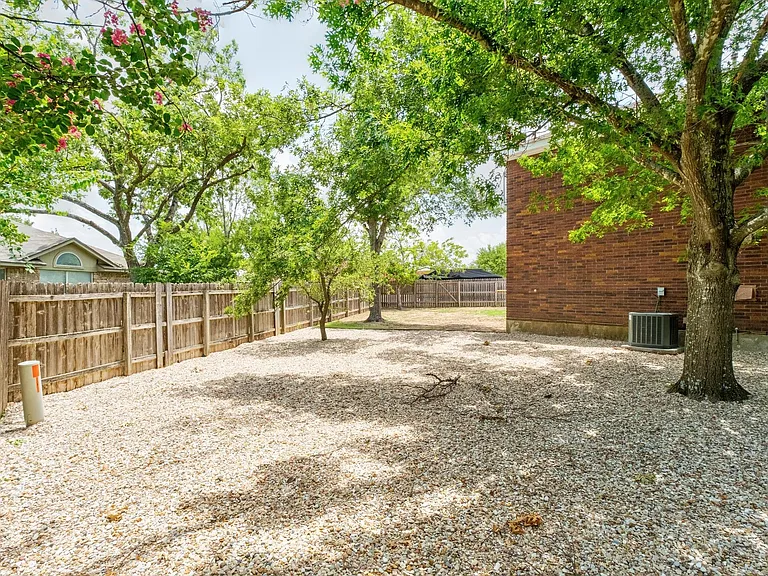 12701 Tantara Dr — Photo 29