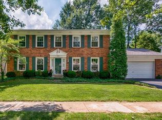 744 Berquist Dr, Ballwin, MO