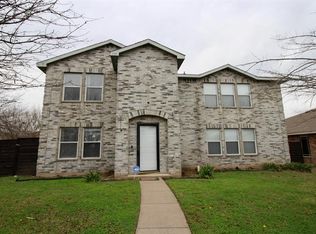 739 Lowe Dr, Cedar Hill, TX 75104