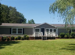 2864 Lynch Store Rd, Mebane, NC 27302