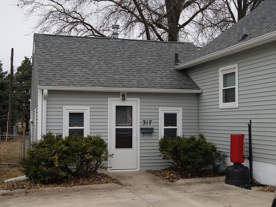 2nd image of 315 S 4th St #317