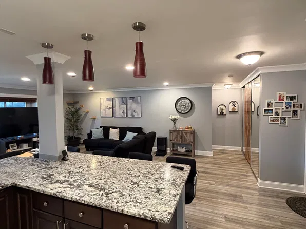 4700 Old Orchard Rd, Skokie, IL 60076