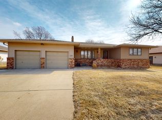 3169 44th Ave, Columbus, NE 68601