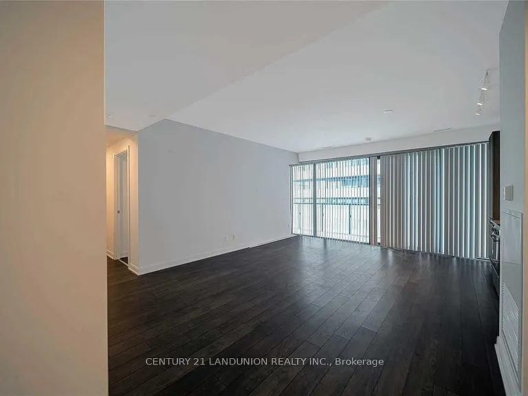 50 Charles St E #4207 — Photo 3