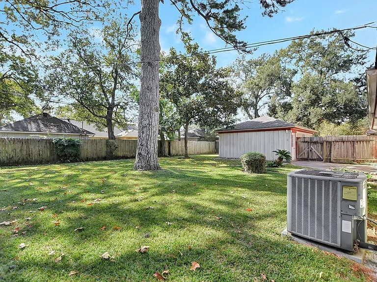 10513 Moorberry Ln — Photo 29