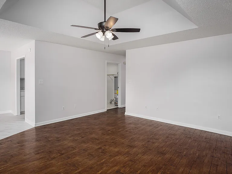 415 E Roosevelt Ave #B — Photo 5