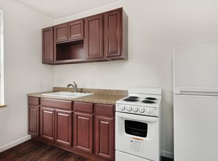 4201 Viola St, Philadelphia, PA 19104