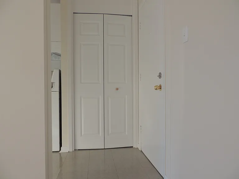 119 Sandra St — Photo 5