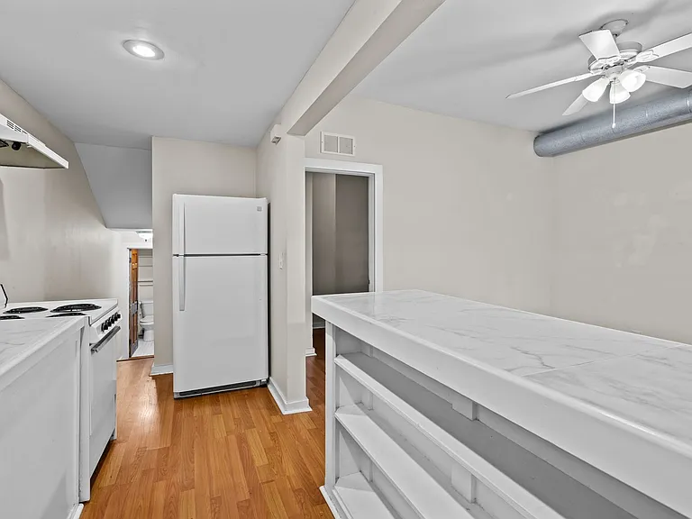 25 Desoto Pl — Photo 20