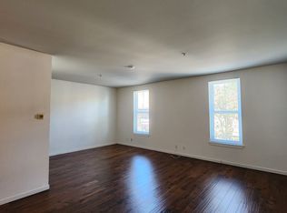 999 C St APT 4, San Rafael, CA 94901