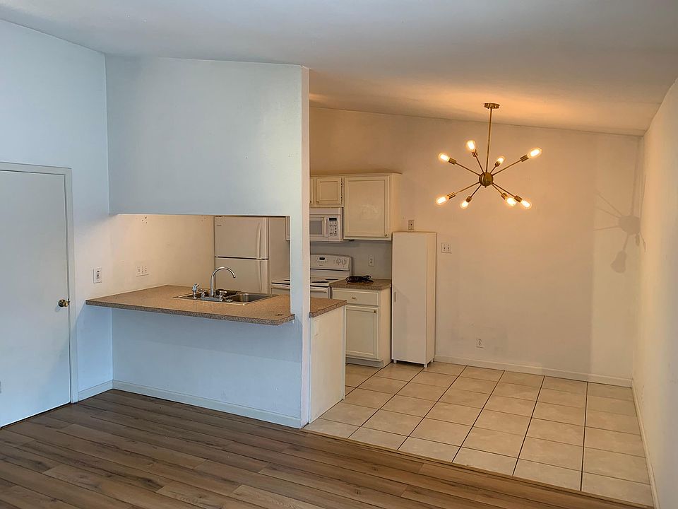 1st image of 2710 S 1st St APT 201