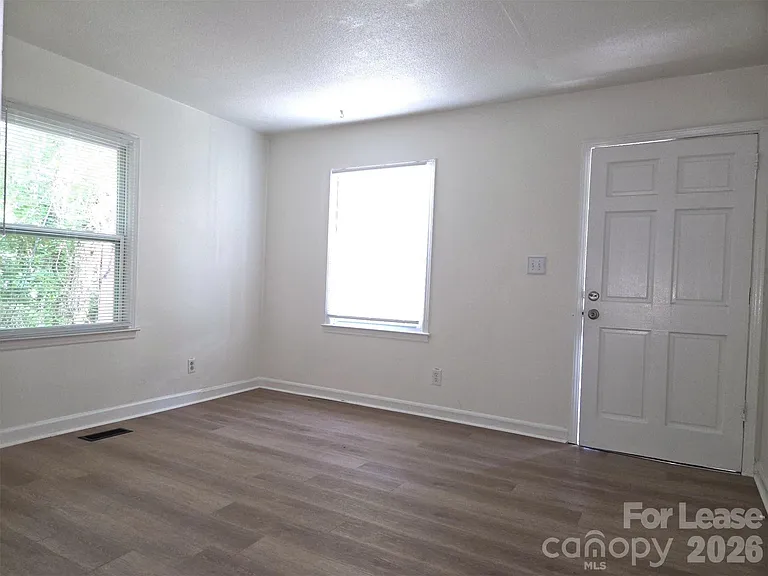 2835 Willow St #1 — Photo 5