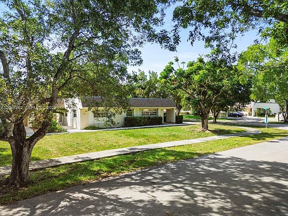 3rd image of 17244 SW 112th Pl #21342