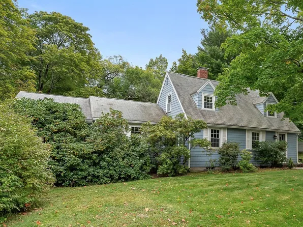 8 N Gtwy, Winchester, MA 01890