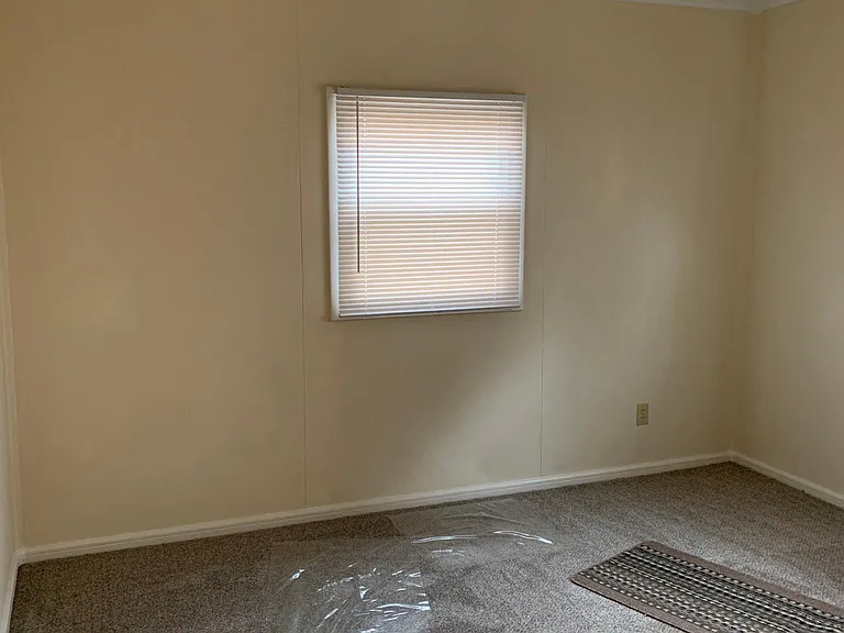 502 W Park Blvd — Photo 3