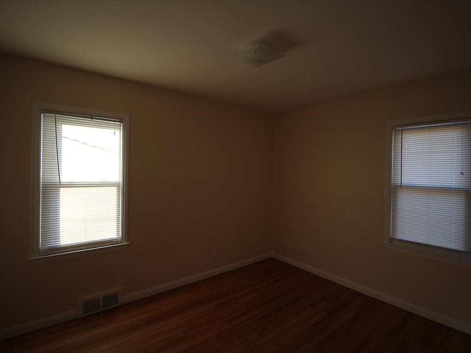 1st image of 24681 Gardner Ave