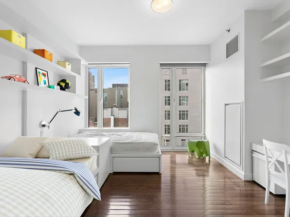 303 East 77th Street image 9 of 13