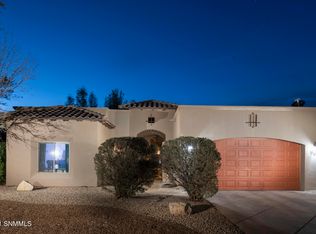 992 Flora Vista Dr, Las Cruces, NM 88007