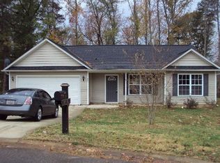 187 Falcon Ridge Dr, Boiling Springs, SC 29316