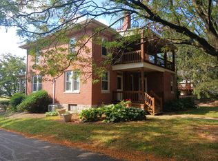 47 Hellers Church Rd, Leola, PA 17540