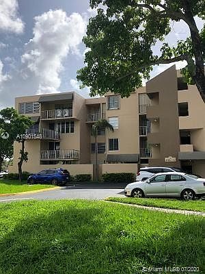 1st image of 10700 SW 108th Ave APT C405