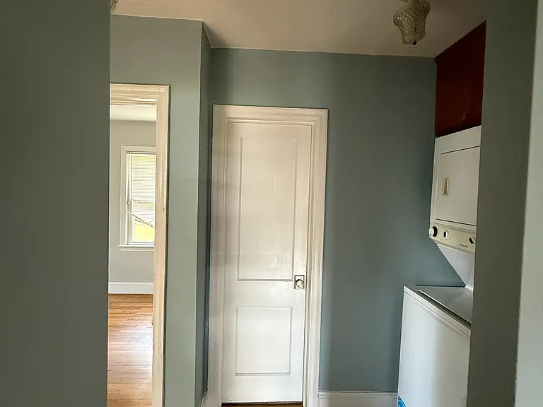 324 E Peterson Dr — Photo 22