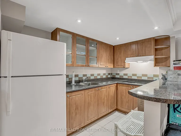 351 Brookside Rd — Photo 41