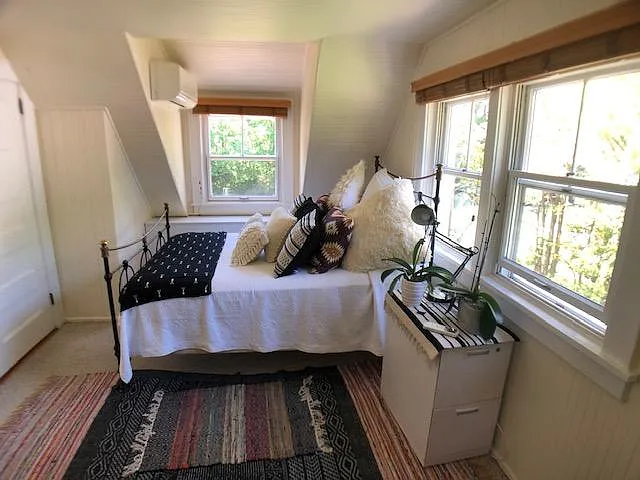 16 Roosevelt Ave #1 — Photo 11