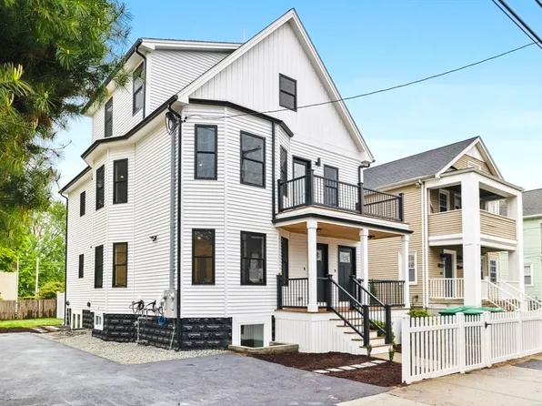 42 Bower St #S1-1, Medford, MA 02155