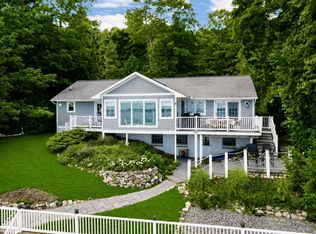 705 S Nanagosa Trl, Suttons Bay, MI 49682