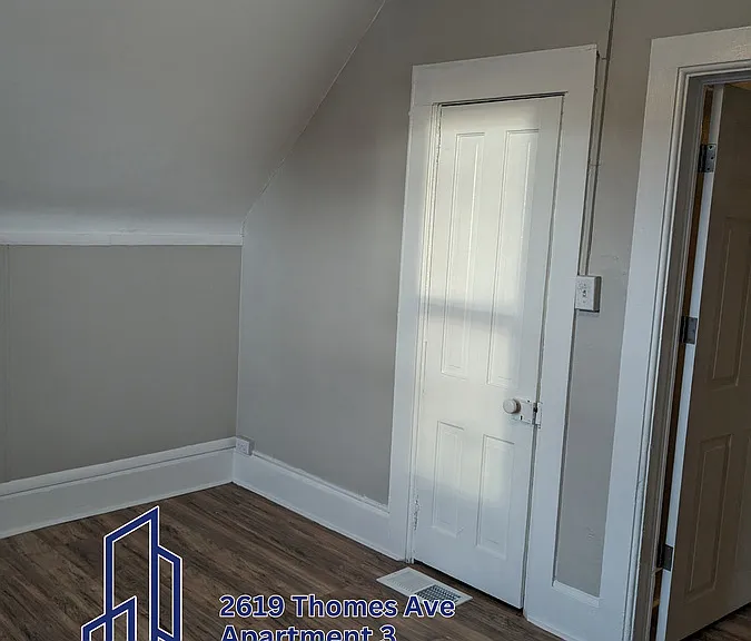 2619 Thomes Ave #3 — Photo 5