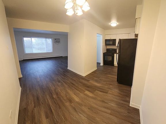 4th image of 5700 108th St APT 2D