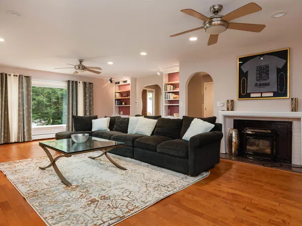 207 Westwood Drive, Montpelier, VT 05602