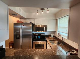 20 SE 13th St APT C4, Boca Raton, FL 33432