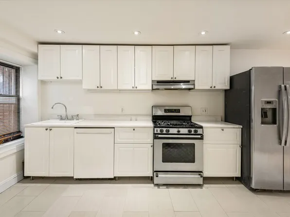 238 Lafayette Avenue image 14 of 21