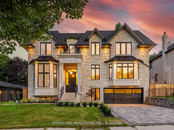 39 Rippleton Rd, Toronto, ON M3B 1H4