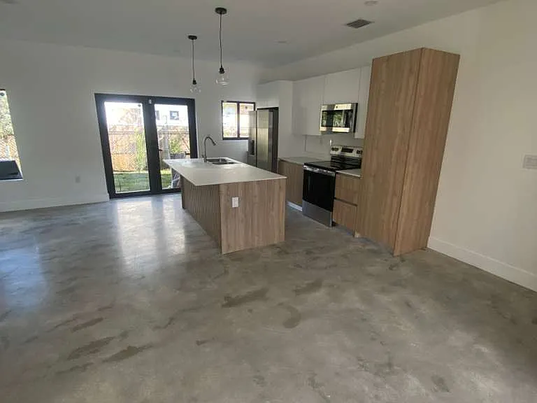 6233 NW 20th Ave #B — Photo 8